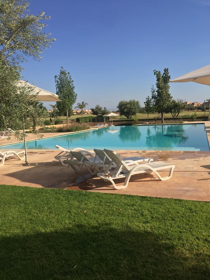 Appartement De Luxe Avec Jardin Prive Marrakesch Exterior foto